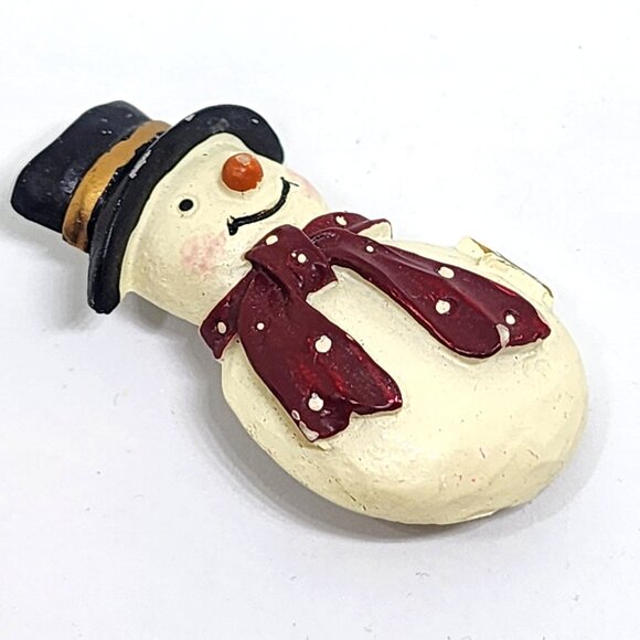 Vintage Resin Black Hat Red Scarf SNOWMAN Snow Man Holiday Christmas Pin Brooch - Picture 6 of 8